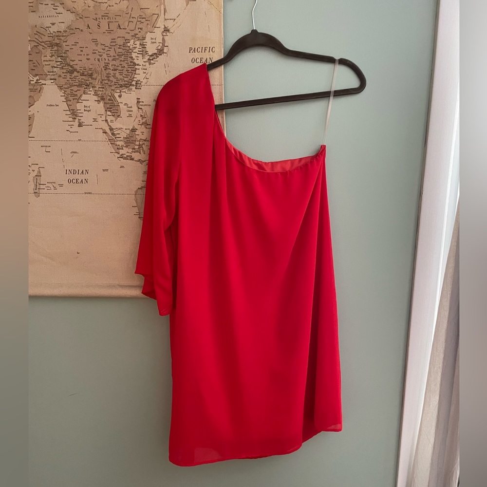 One shoulder red sheath mini dress